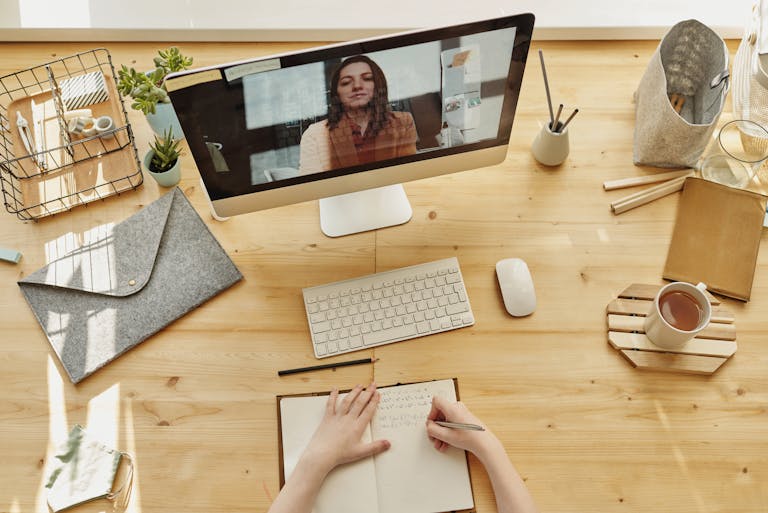 Navigating the Online Real Estate Licence Process in Victoria