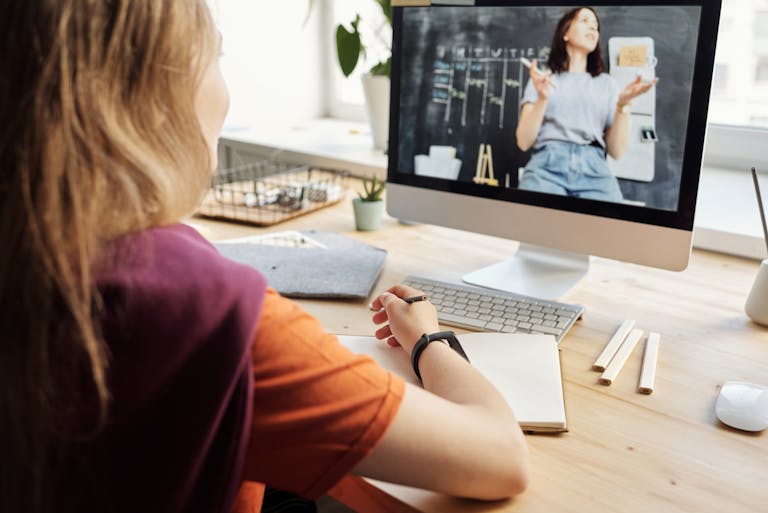 3 Reasons Online Education is the Best Option