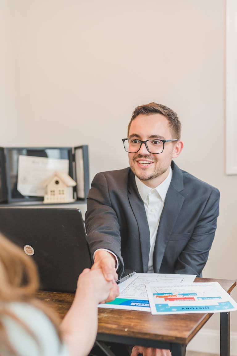 How to be a Professional Real Estate Agent